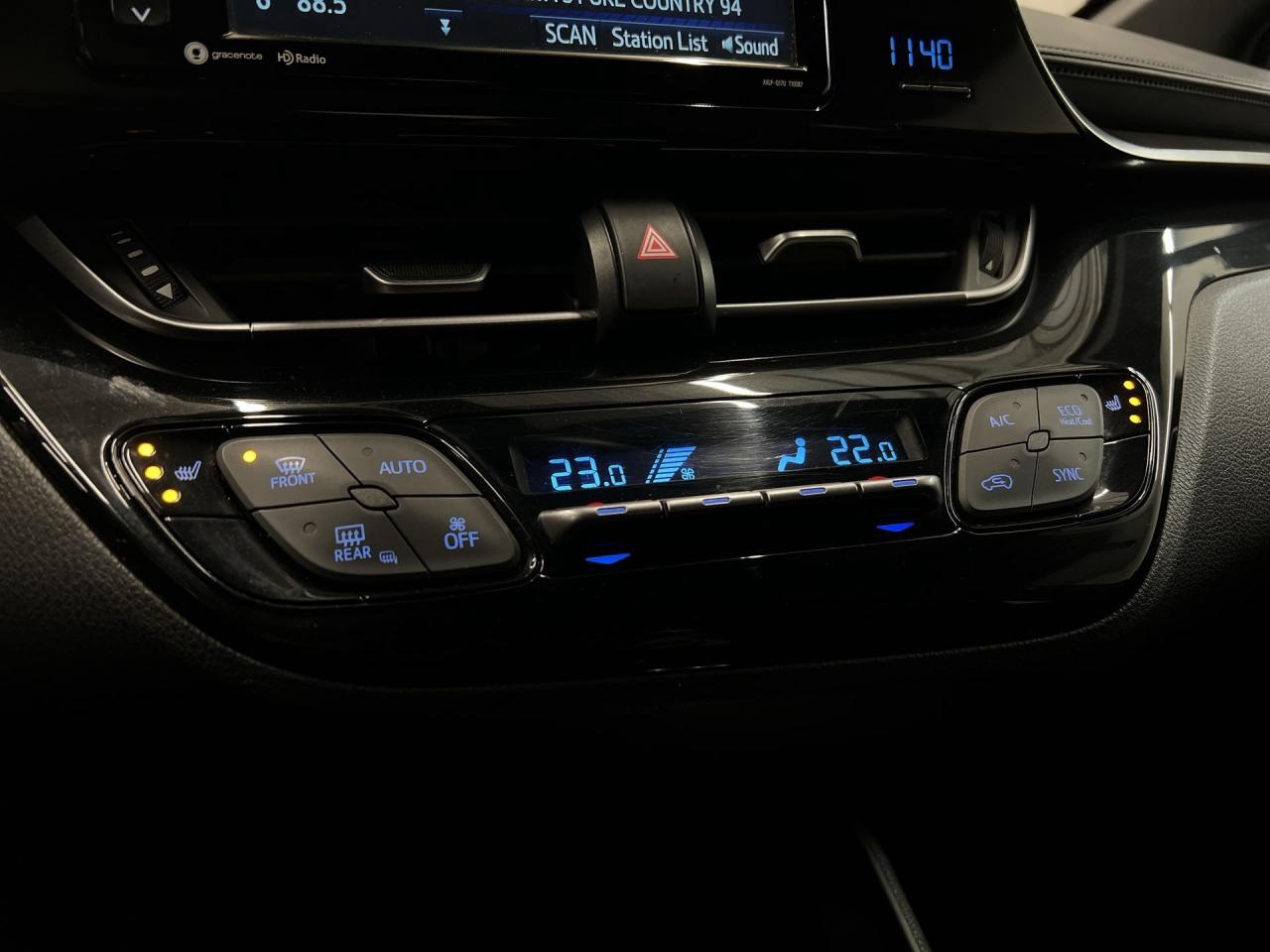 2018 Toyota C-HR XLE PREMIUM | HTD SEATS | ALLOYS | ADAPT. CRUSIE Photo