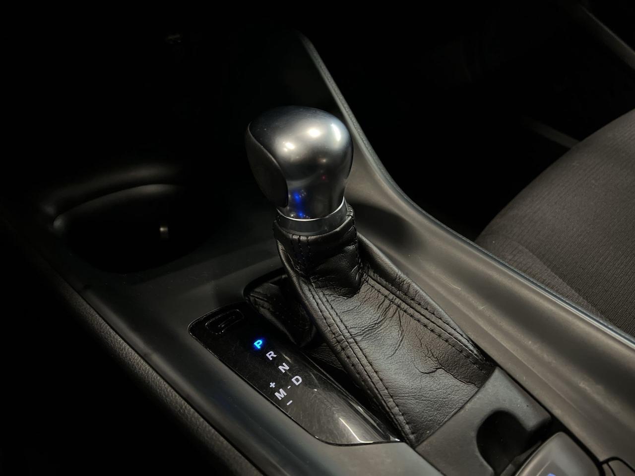 2018 Toyota C-HR XLE PREMIUM | HTD SEATS | ALLOYS | ADAPT. CRUSIE Photo