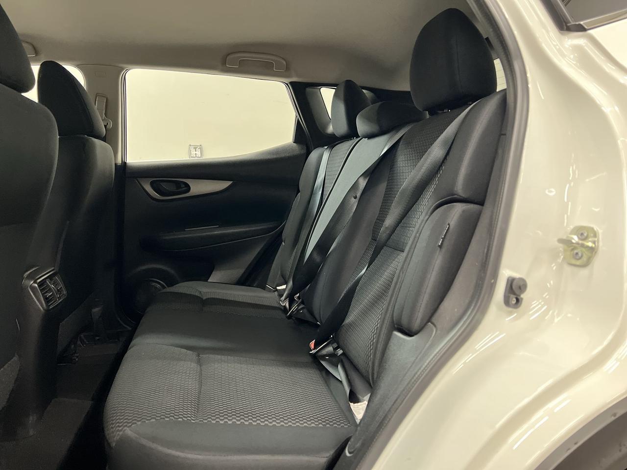 2021 Nissan Qashqai HTD SEATS | LOW KMS! | CARPLAY | 17IN ALLOYS | A/C Photo