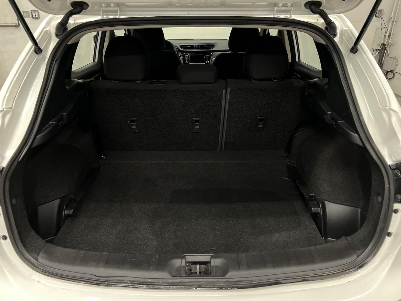 2021 Nissan Qashqai HTD SEATS | LOW KMS! | CARPLAY | 17IN ALLOYS | A/C Photo