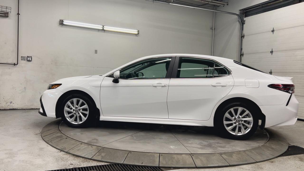 2024 Toyota Camry SE | HTD LEATHER |CARPLAY | ALLOYS | ADAPT. CRUISE Photo
