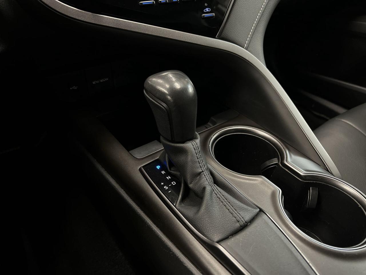 2024 Toyota Camry SE | HTD LEATHER |CARPLAY | ALLOYS | ADAPT. CRUISE Photo