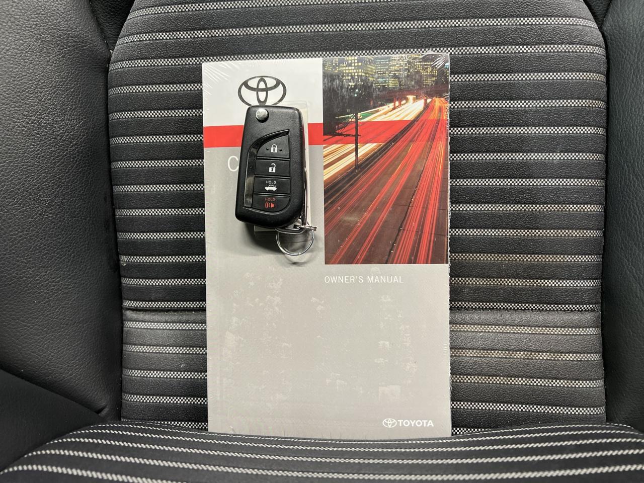 2024 Toyota Camry SE | HTD LEATHER |CARPLAY | ALLOYS | ADAPT. CRUISE Photo