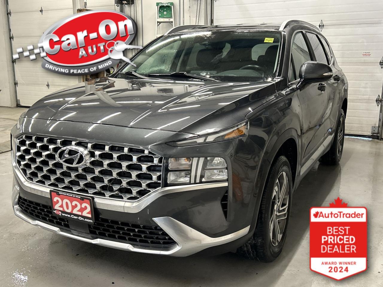 2022 Hyundai Santa Fe PREFERRED AWD | HTD SEATS | CARPLAY | REMOTE START Photo