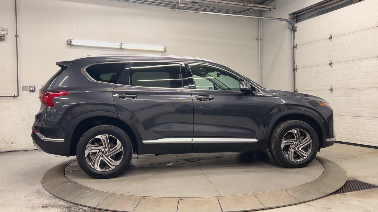 2022 Hyundai Santa Fe PREFERRED AWD | HTD SEATS | CARPLAY | REMOTE START Photo