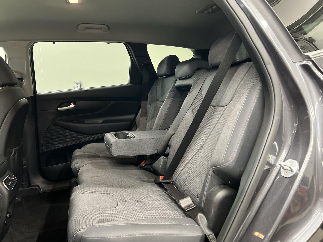 2022 Hyundai Santa Fe PREFERRED AWD | HTD SEATS | CARPLAY | REMOTE START Photo