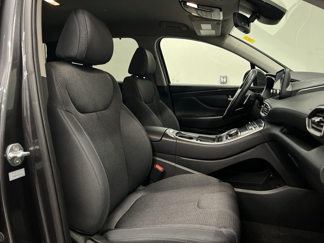 2022 Hyundai Santa Fe PREFERRED AWD | HTD SEATS | CARPLAY | REMOTE START Photo