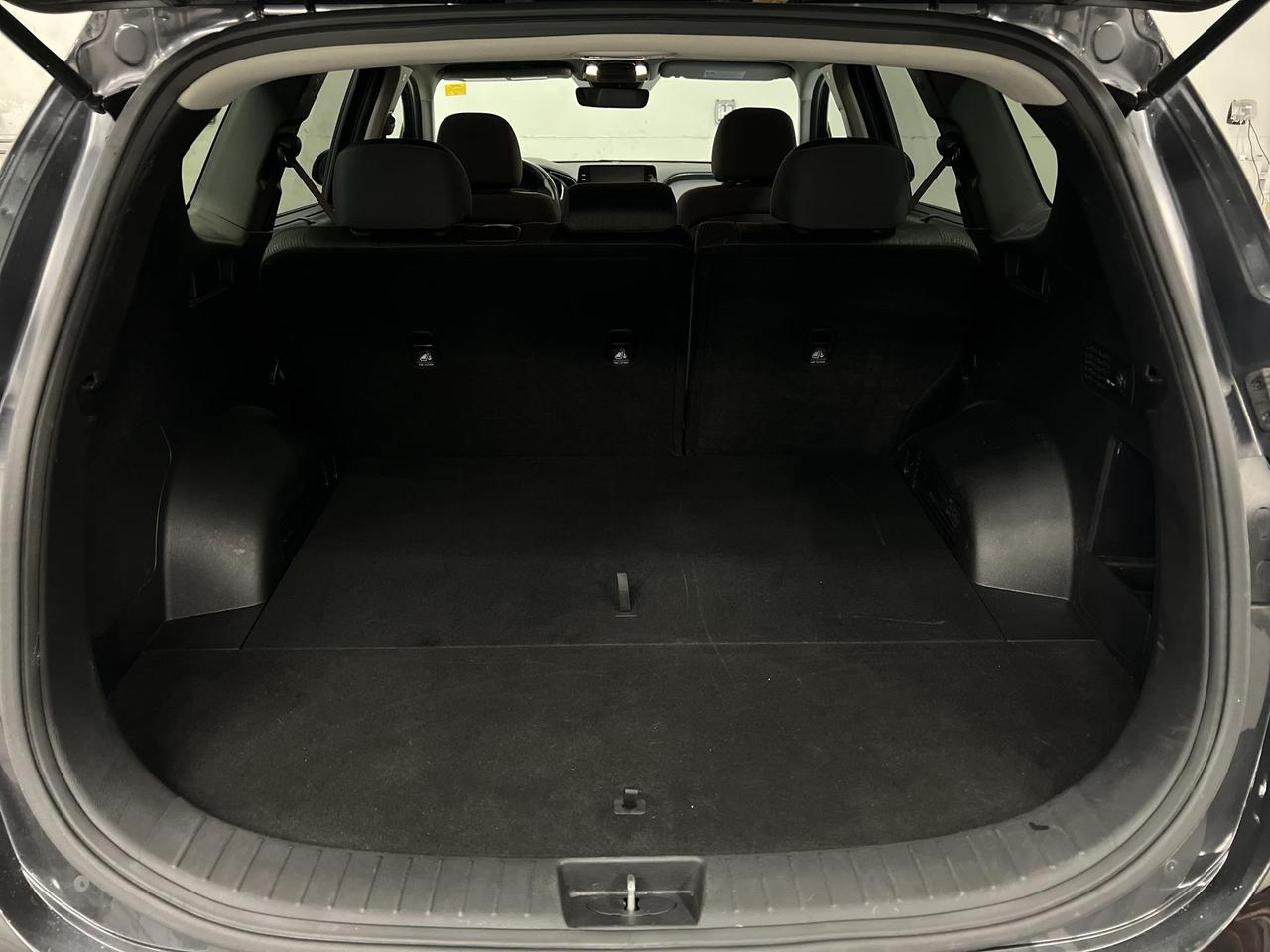 2022 Hyundai Santa Fe PREFERRED AWD | HTD SEATS | CARPLAY | REMOTE START Photo