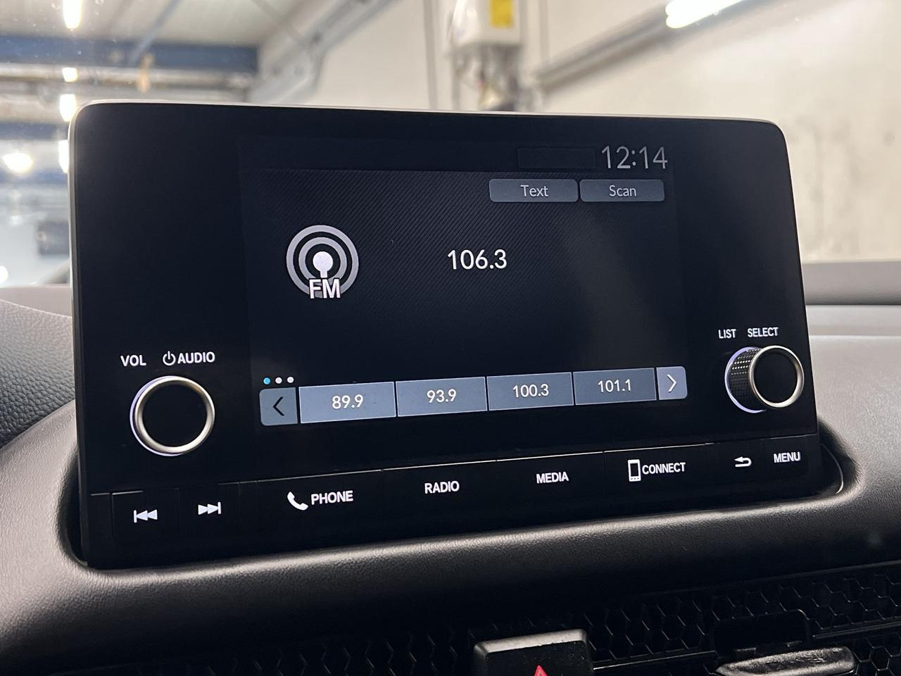 2023 Honda HR-V AWD | HTD SEATS | CARPLAY | ADAPT. CRUISE | ALLOYS Photo