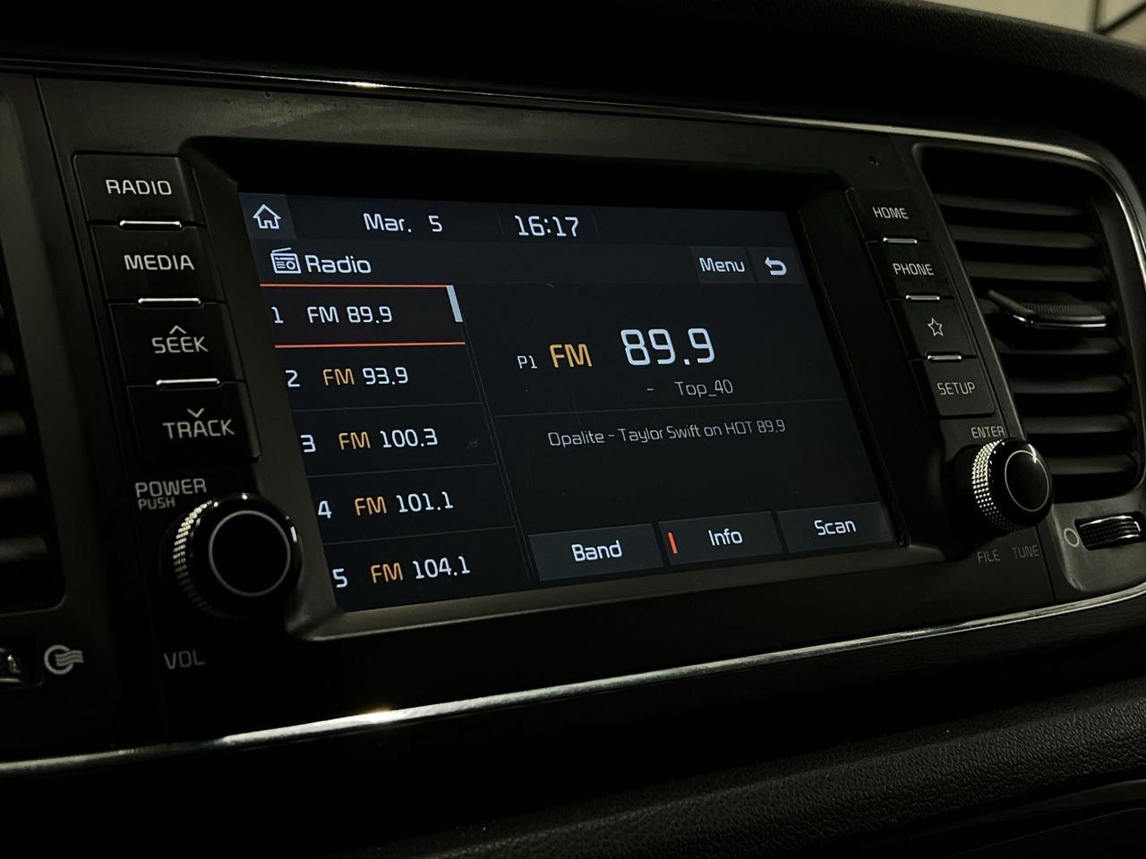 2021 Kia Sedona 8-PASS | HTD SEATS/STEERING | CARPLAY | ALLOYS Photo