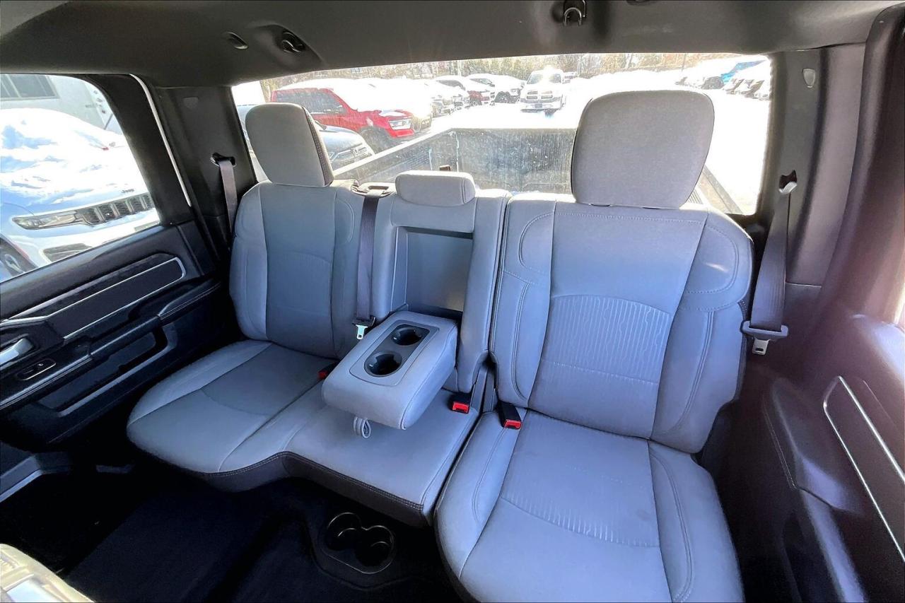 2024 RAM 3500 Big Horn Crew | 6.7L Diesel | Tow Pkg | 4X4 Photo