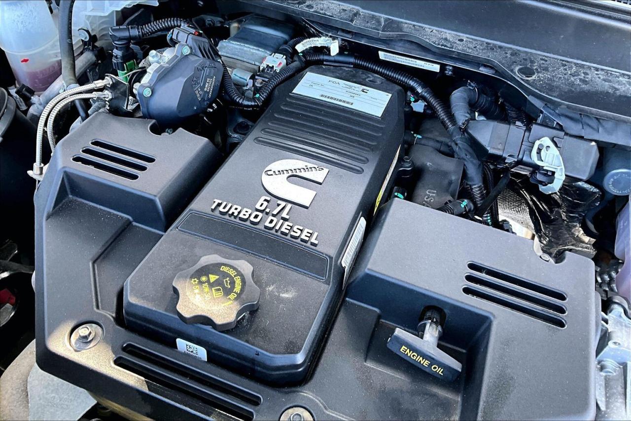 2024 RAM 3500 Big Horn Crew | 6.7L Diesel | Tow Pkg | 4X4 Photo