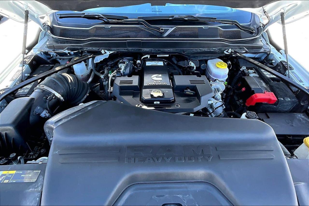 2024 RAM 3500 Big Horn Crew | 6.7L Diesel | Tow Pkg | 4X4 Photo
