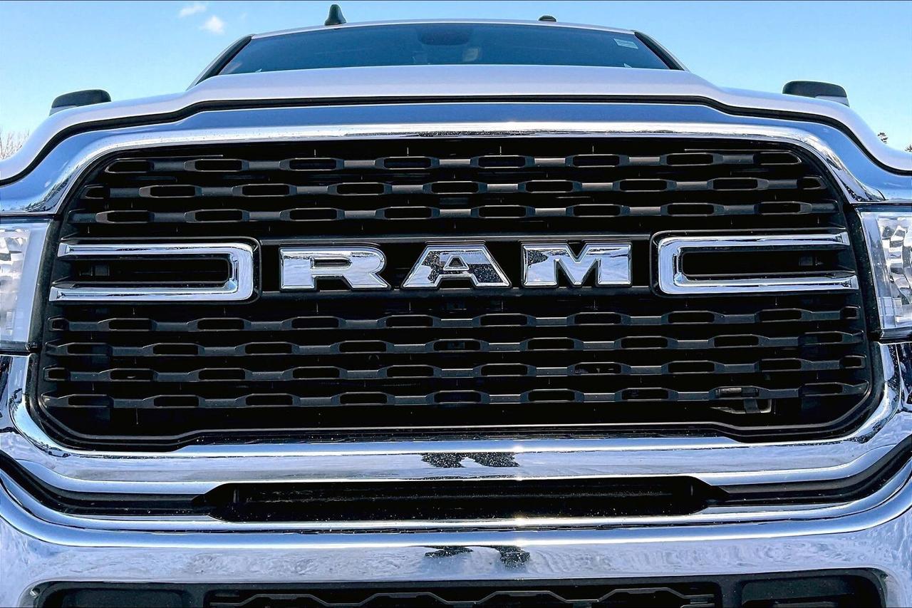 2024 RAM 3500 Big Horn Crew | 6.7L Diesel | Tow Pkg | 4X4 Photo