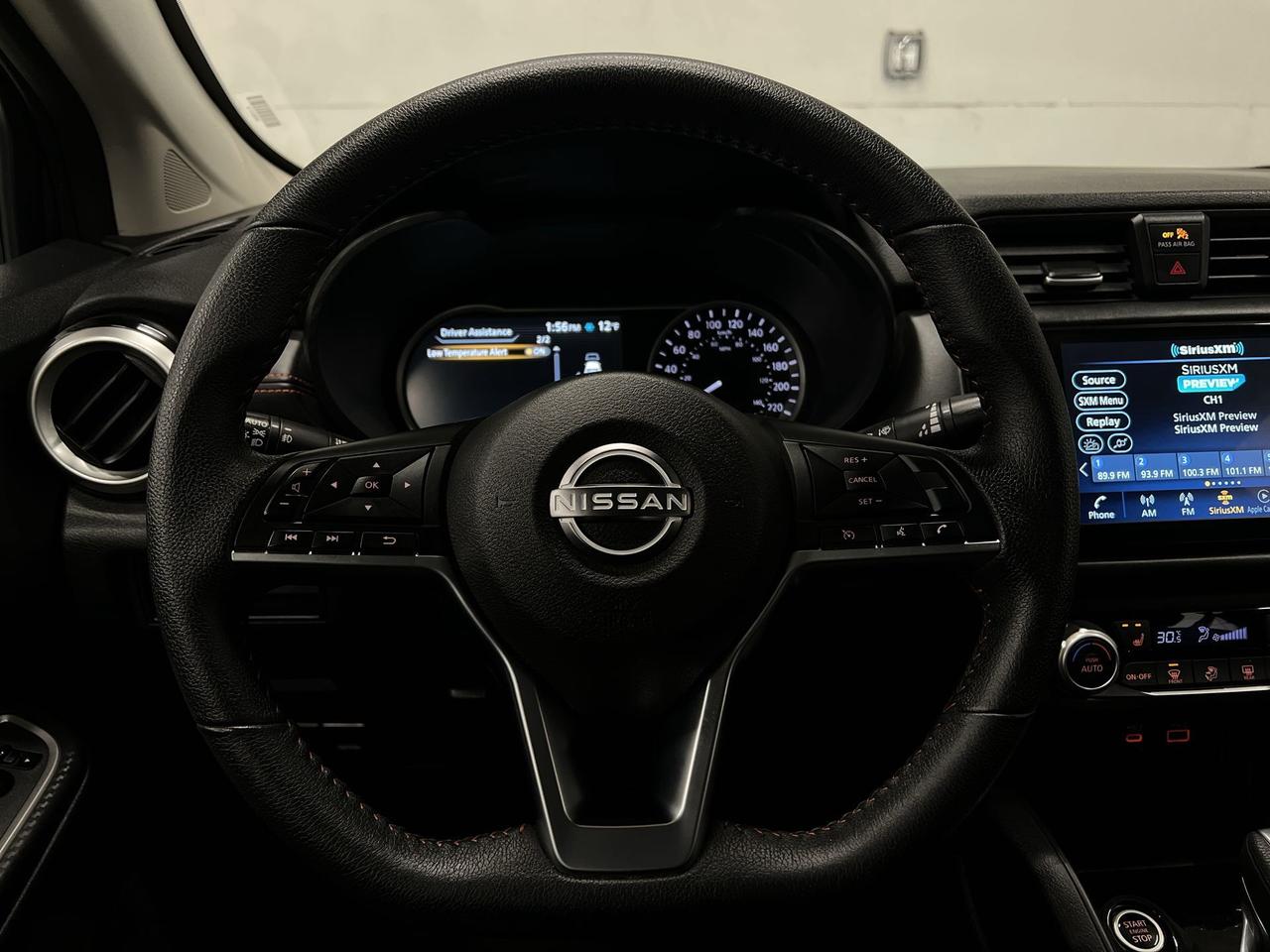 2024 Nissan Versa SR | HTD SEATS | CARPLAY |17IN ALLOYS | BLIND SPOT Photo
