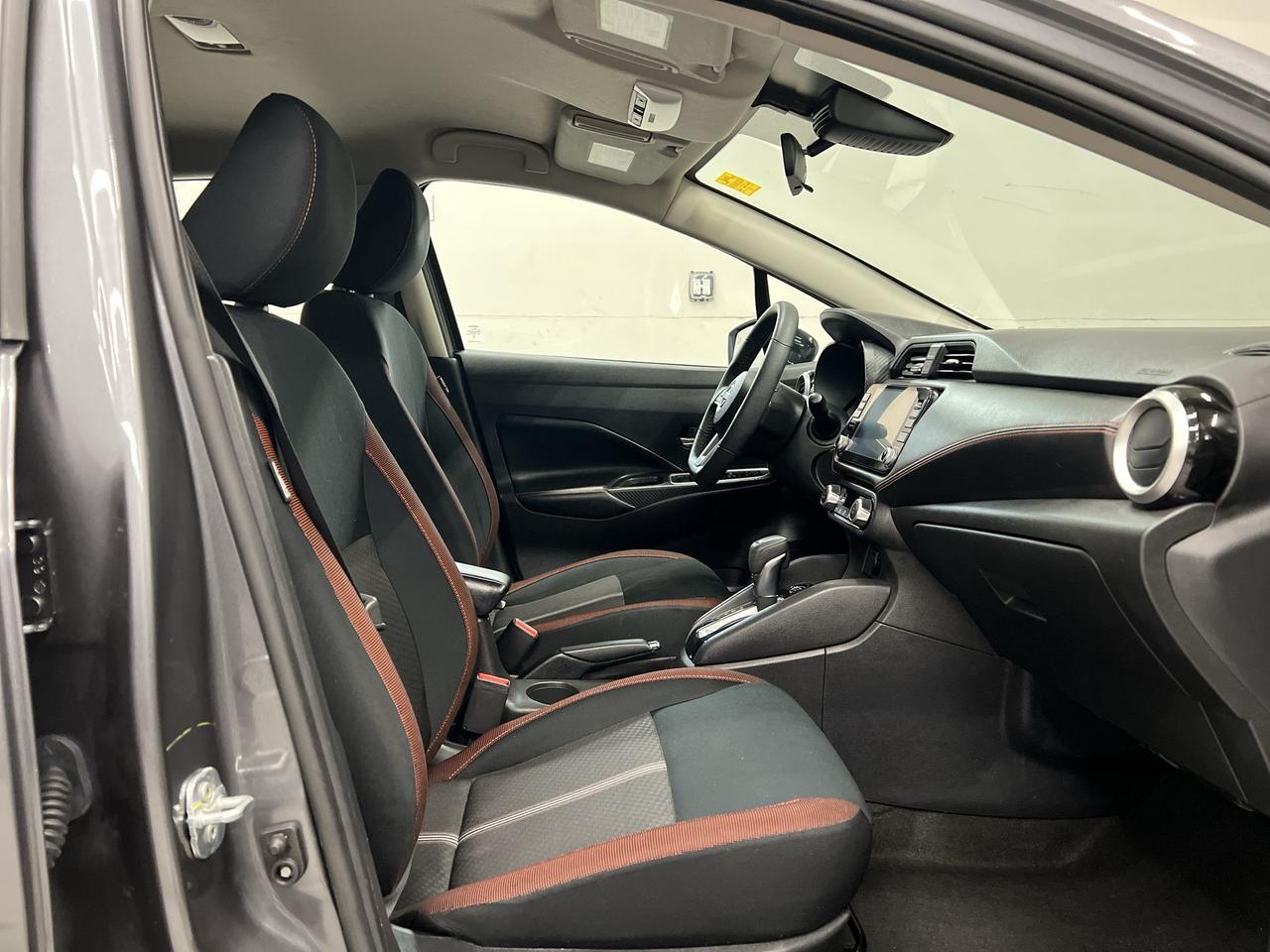 2024 Nissan Versa SR | HTD SEATS | CARPLAY |17IN ALLOYS | BLIND SPOT Photo