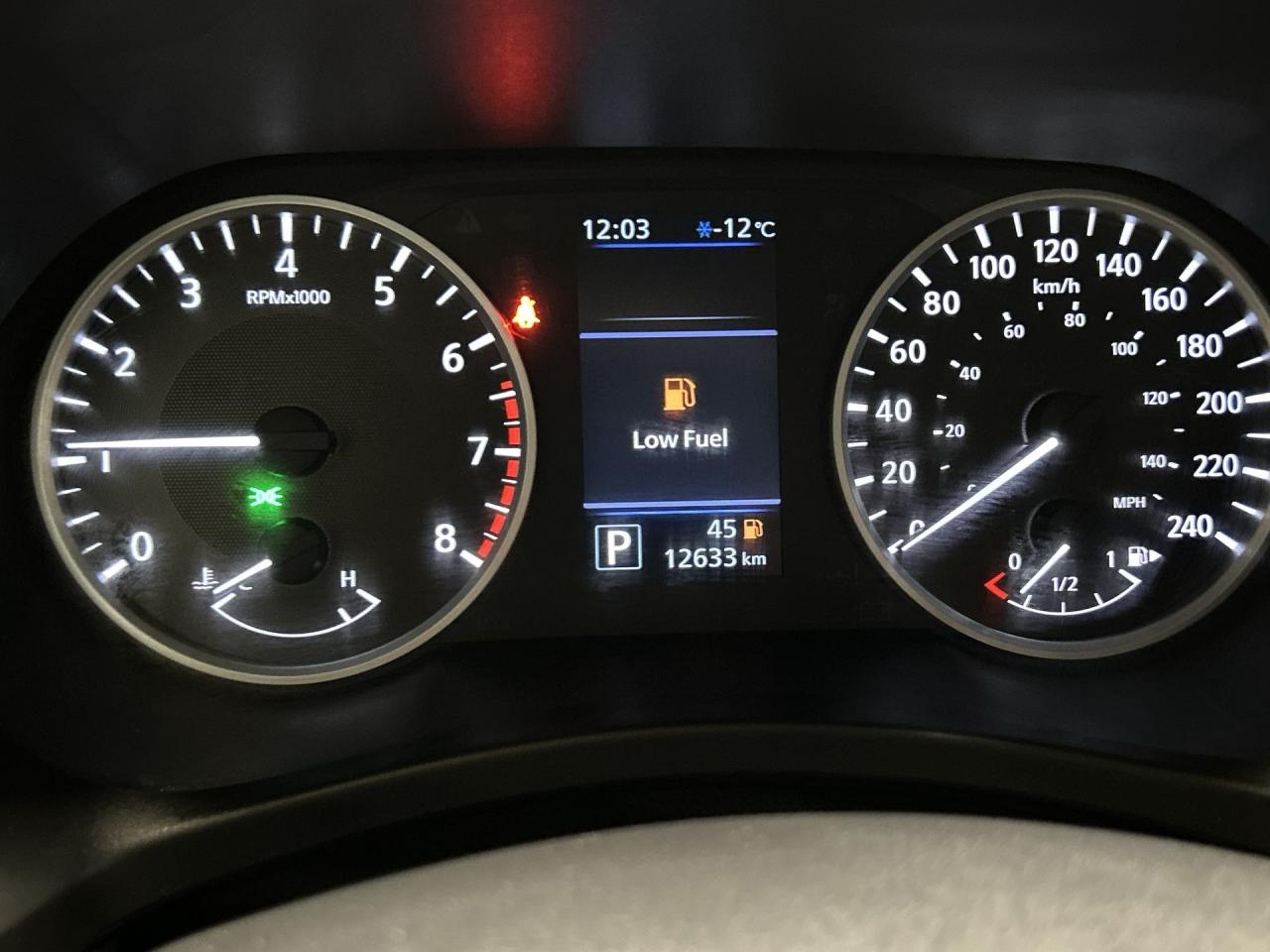 2022 Nissan Sentra AUTOMATIC | LOW KMS! | HTD SEATS | CARPLAY | A/C Photo