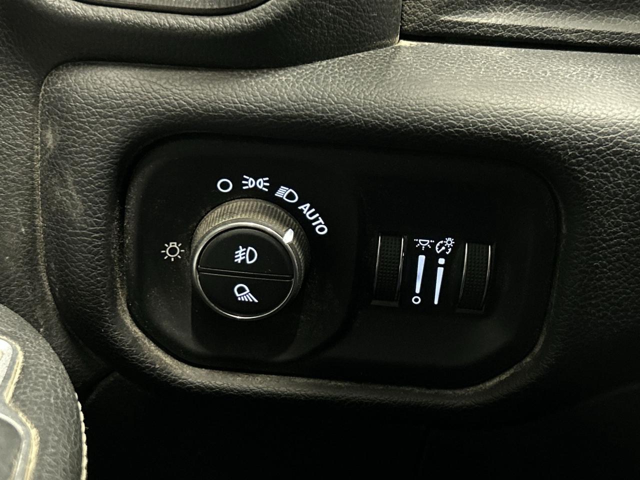 2020 RAM 2500 POWER WAGON 4X4 | 6.4L V8 | TECH GROUP | CARPLAY Photo