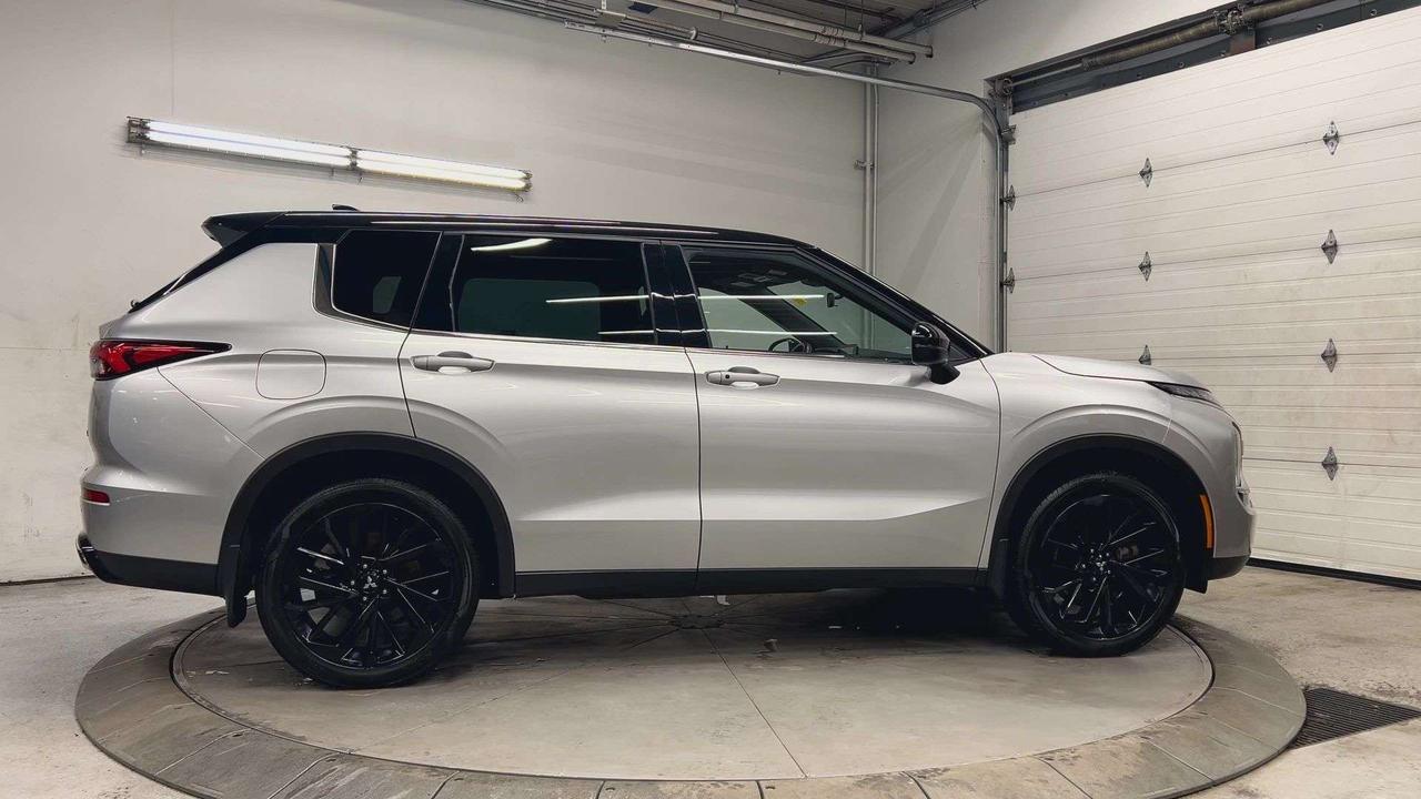 2023 Mitsubishi Outlander NOIR AWD | 7-PASS | HTD LEATHER | CARPLAY |ALLOYS Photo1
