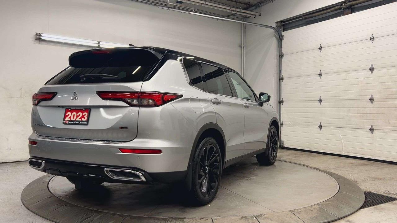 2023 Mitsubishi Outlander NOIR AWD | 7-PASS | HTD LEATHER | CARPLAY |ALLOYS Photo