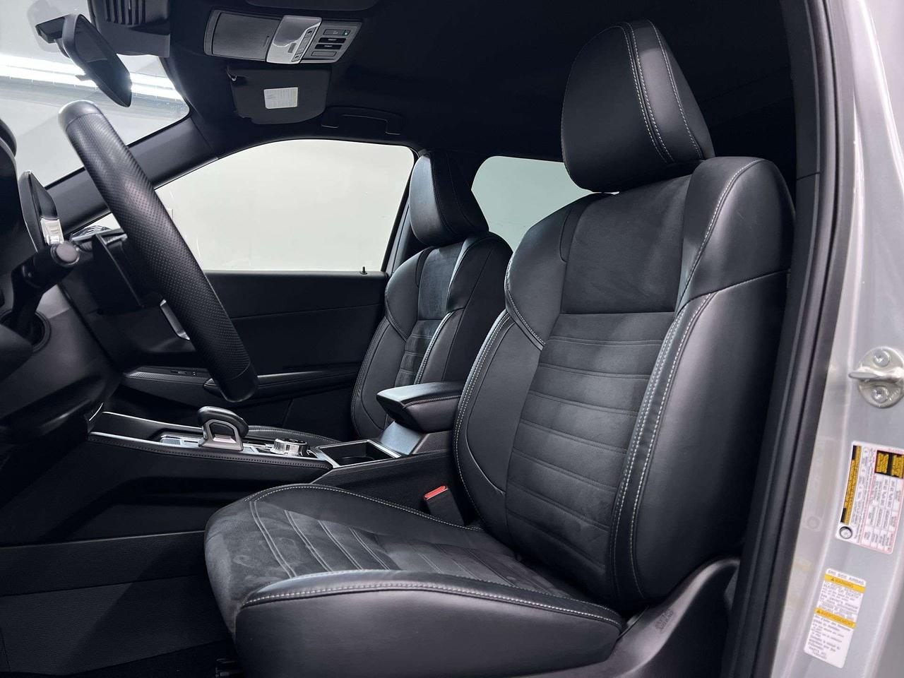 2023 Mitsubishi Outlander NOIR AWD | 7-PASS | HTD LEATHER | CARPLAY |ALLOYS Photo