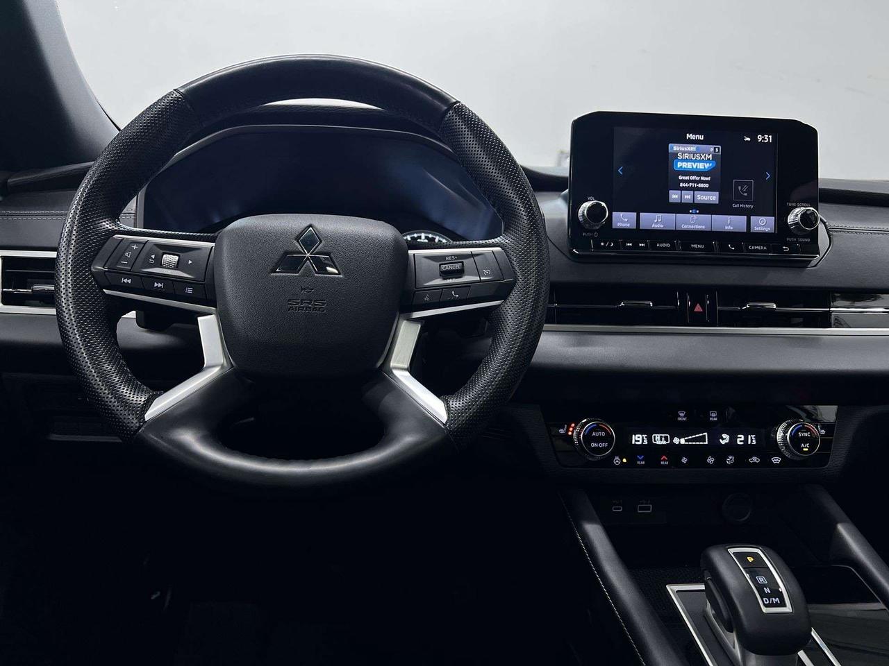 2023 Mitsubishi Outlander NOIR AWD | 7-PASS | HTD LEATHER | CARPLAY |ALLOYS Photo