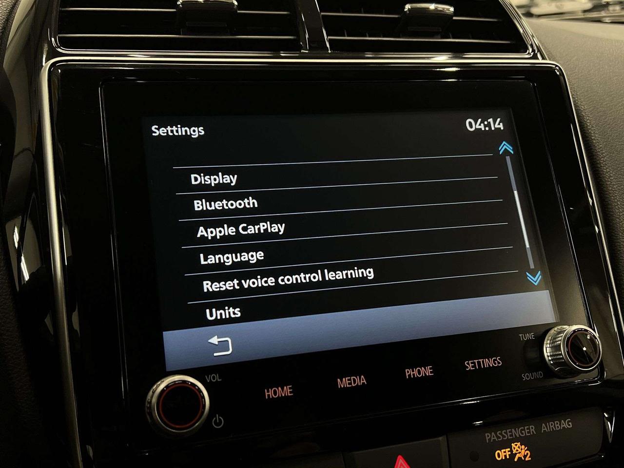 2024 Mitsubishi RVR AWD | HEATED SEATS | CARPLAY | REAR CAM | A/C Photo