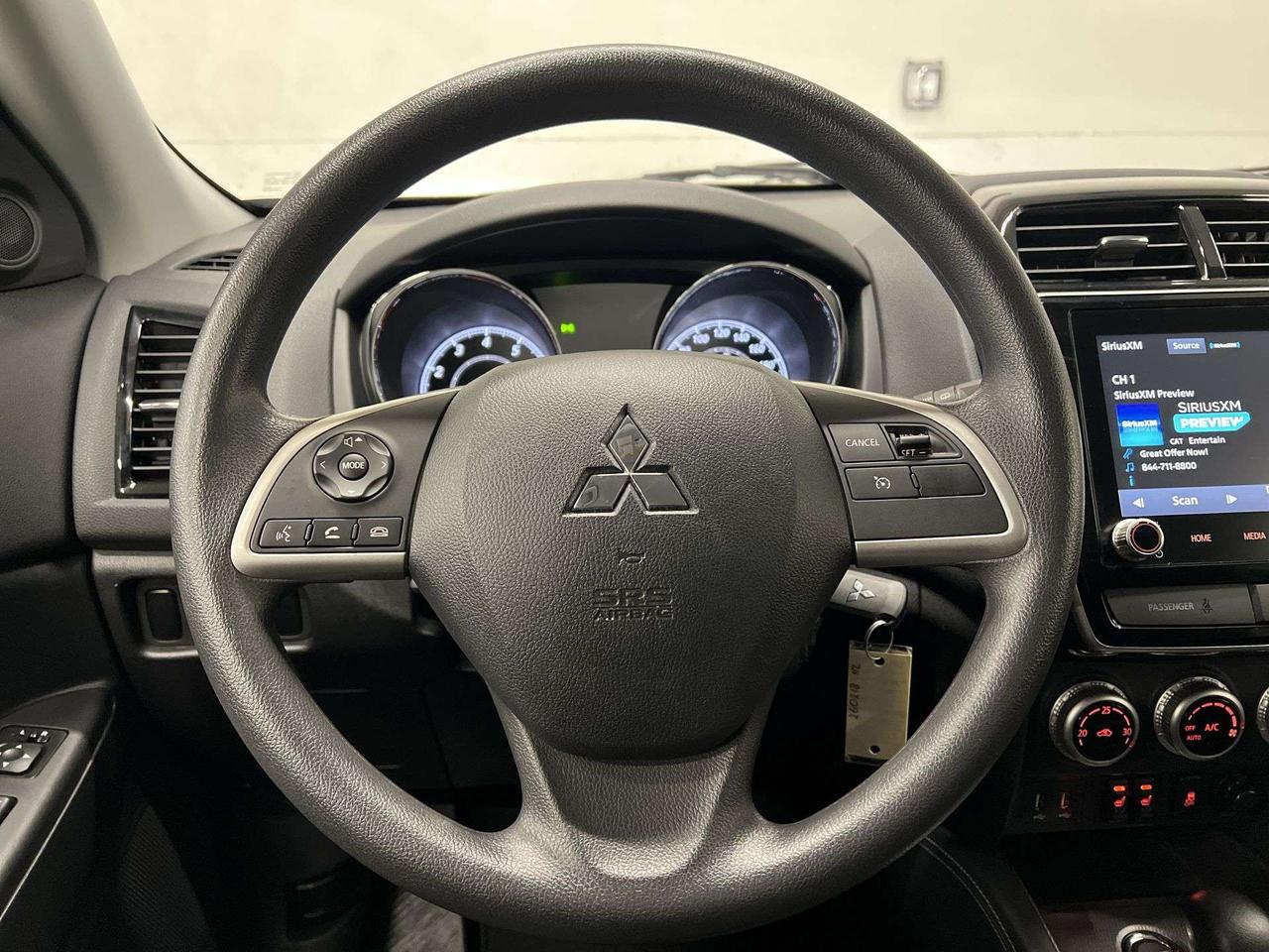 2024 Mitsubishi RVR AWD | HEATED SEATS | CARPLAY | REAR CAM | A/C Photo