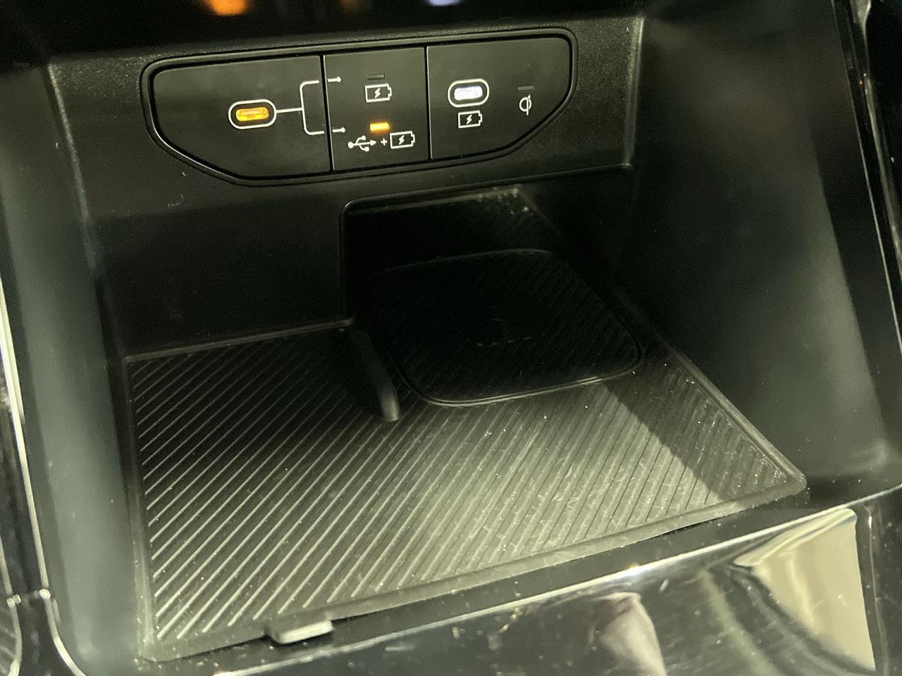 2024 Kia Sorento X-LINE AWD | ONLY 11,000KMS! | LEATHER | PANO ROOF Photo