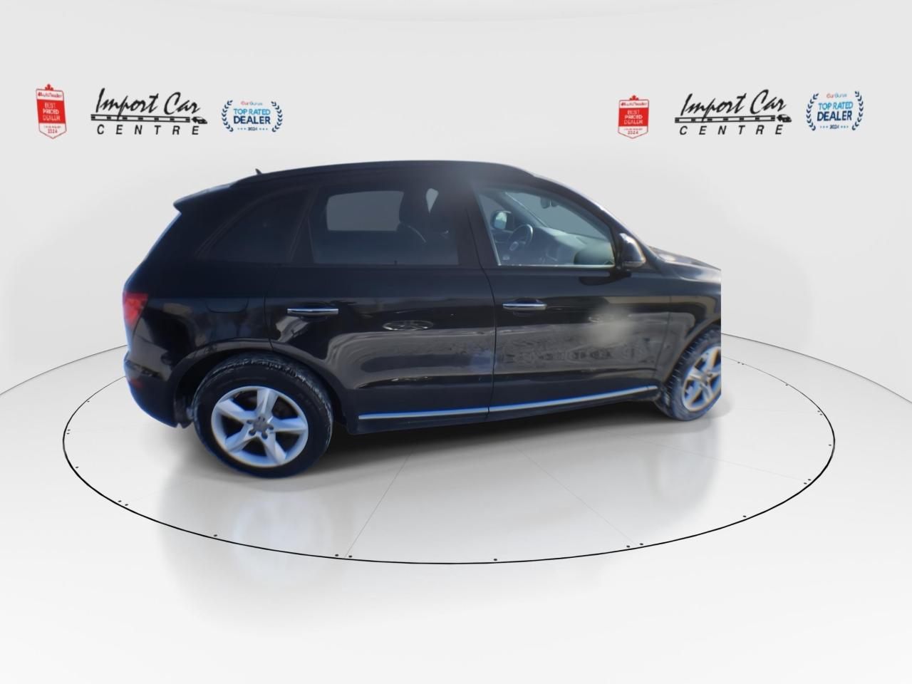 2017 Audi Q5 2.0T Komfort CONVENIENCE PKG, LEATHER, PANO. ROOF, Photo