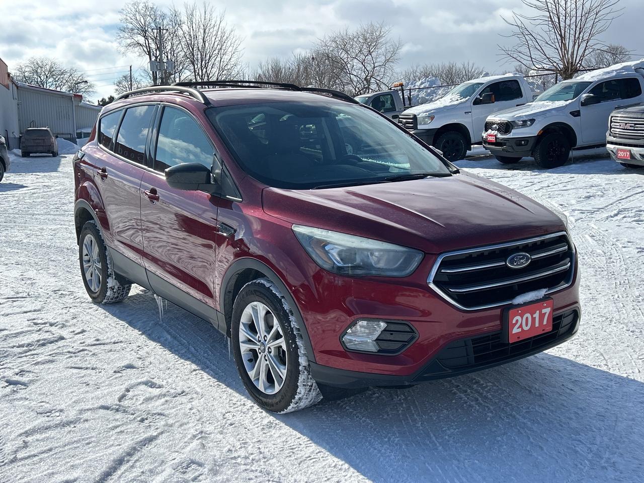 2017 Ford Escape SE, AWD, BACK UP CAMERA, BLIND SPOT MONITORS! - Photo #8