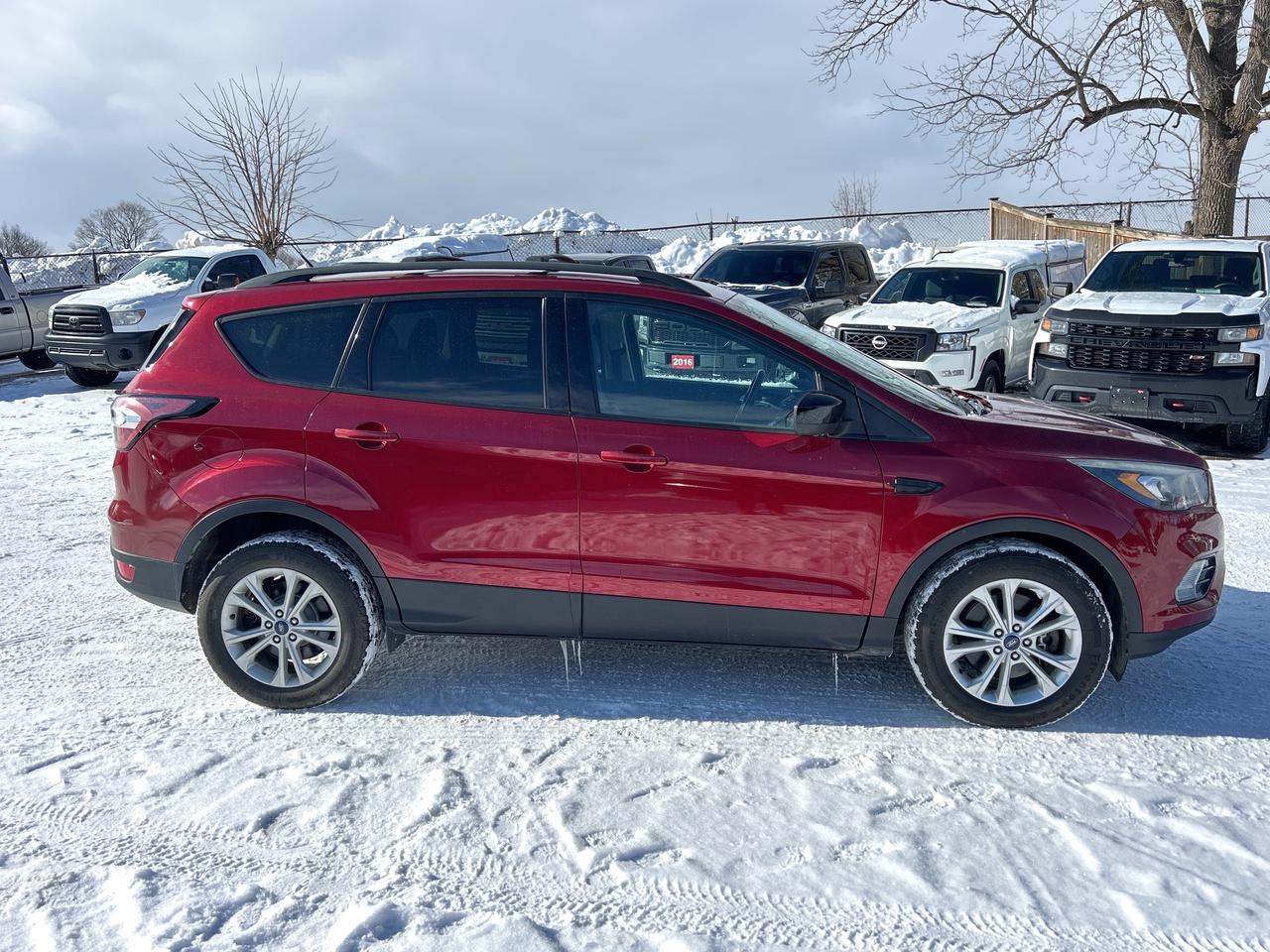 2017 Ford Escape SE, AWD, BACK UP CAMERA, BLIND SPOT MONITORS! - Photo #7