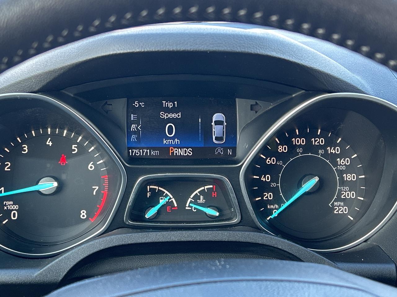 2017 Ford Escape SE, AWD, BACK UP CAMERA, BLIND SPOT MONITORS! - Photo #16