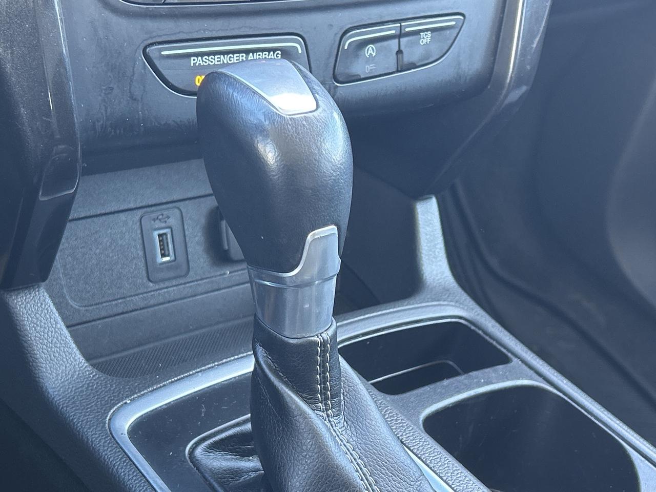 2017 Ford Escape SE, AWD, BACK UP CAMERA, BLIND SPOT MONITORS! - Photo #17