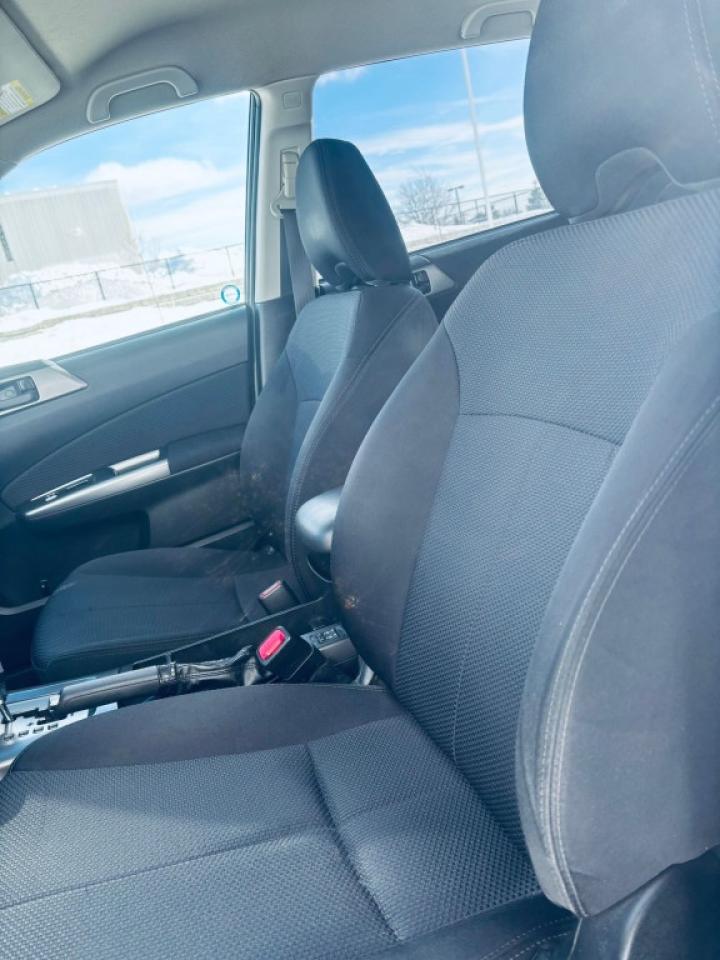 2011 Subaru Forester 5dr Wagon Automatic 2.5X Convertibleenience Photo