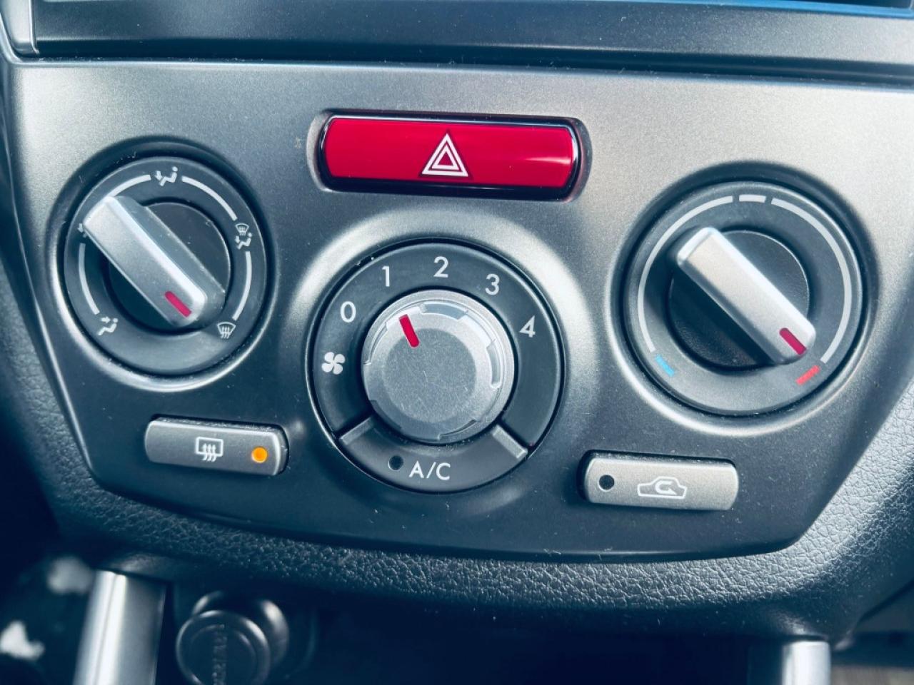 2011 Subaru Forester 5dr Wagon Automatic 2.5X Convertibleenience Photo