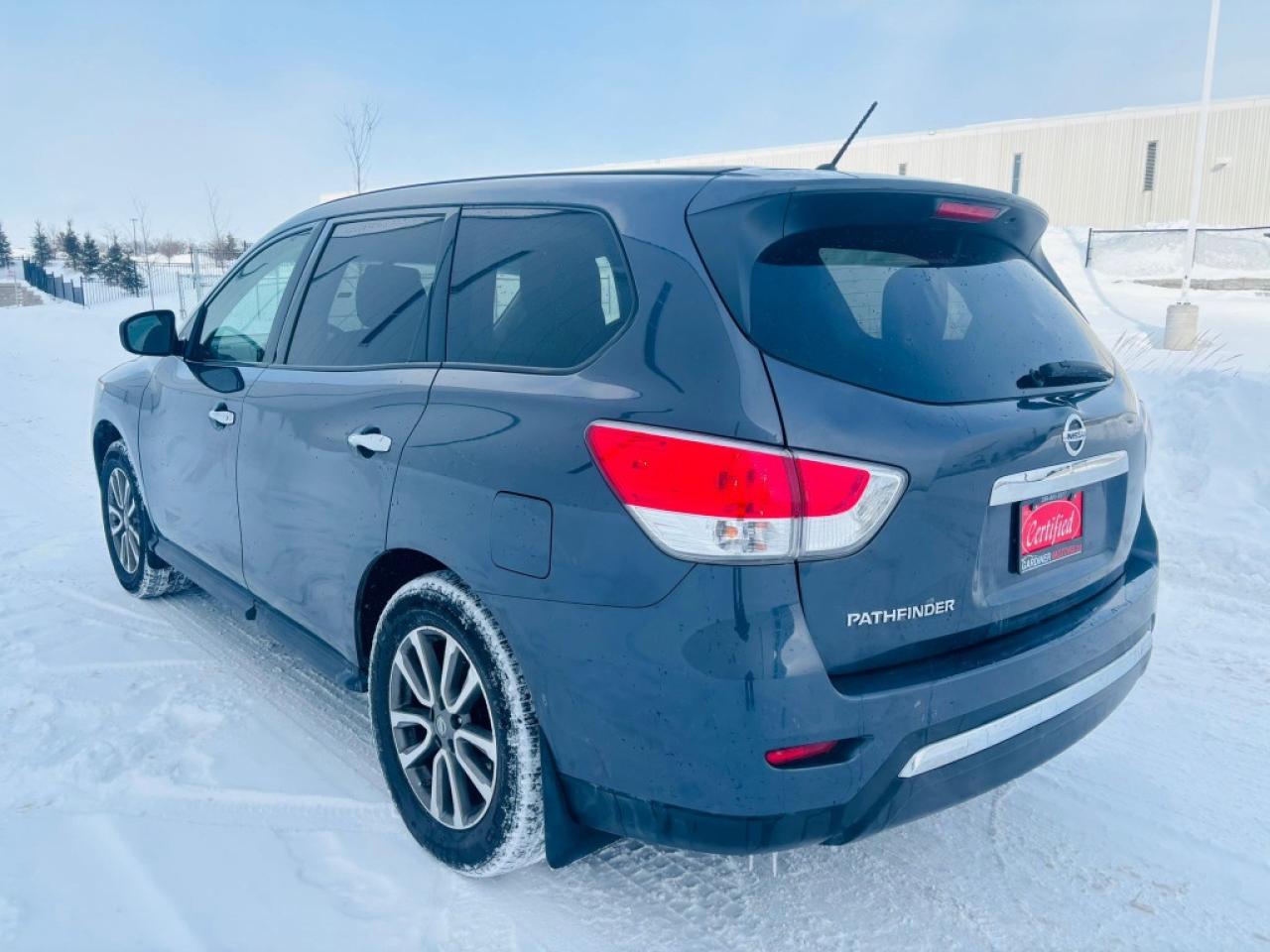 2013 Nissan Pathfinder S 4dr Front-wheel Drive CVT Photo