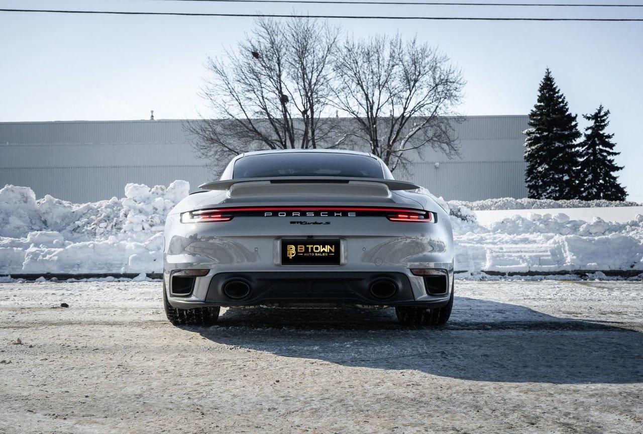 2023 Porsche 911 Turbo S Photo4