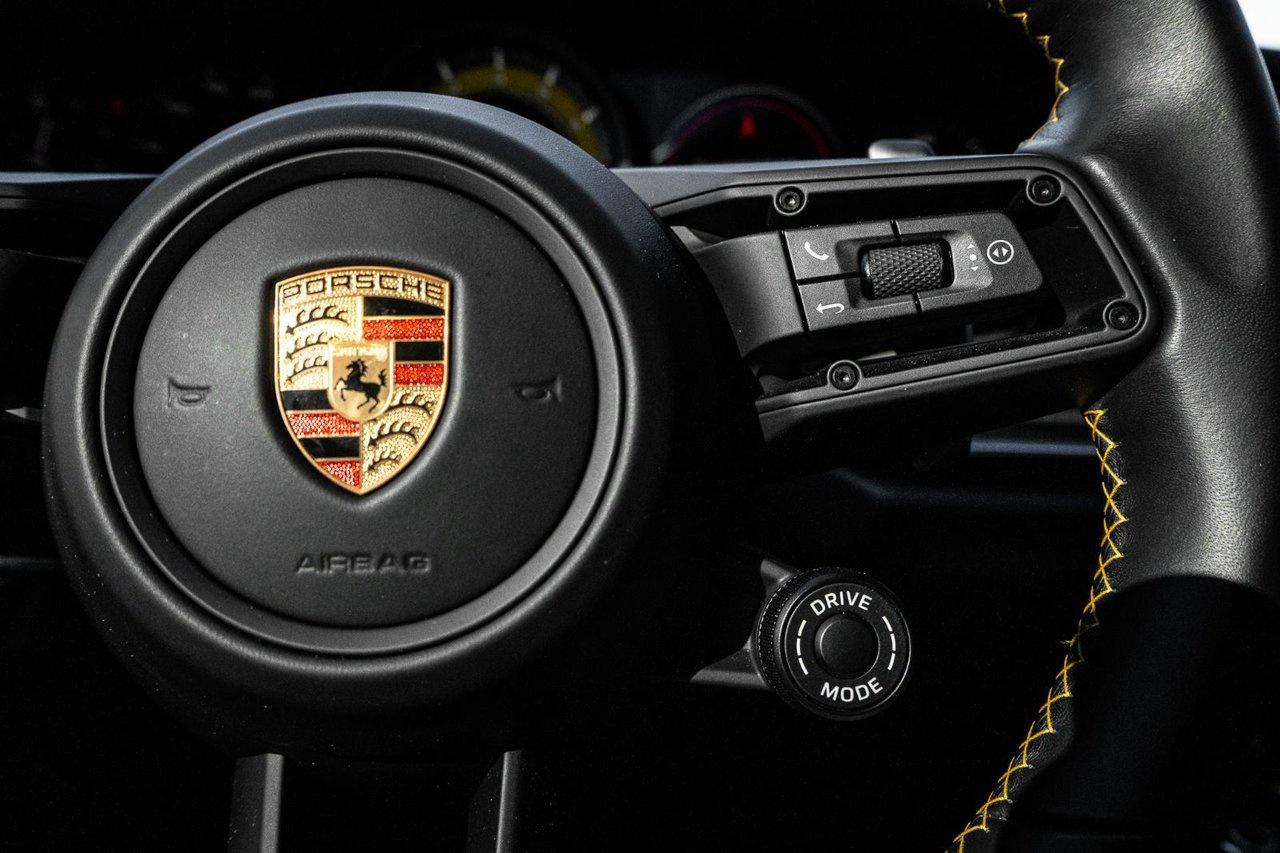 2023 Porsche 911 Turbo S Photo