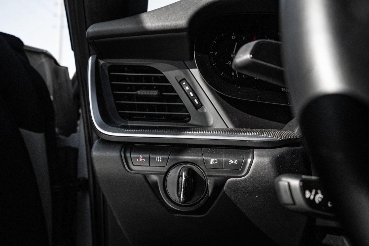 2023 Porsche 911 Turbo S Photo