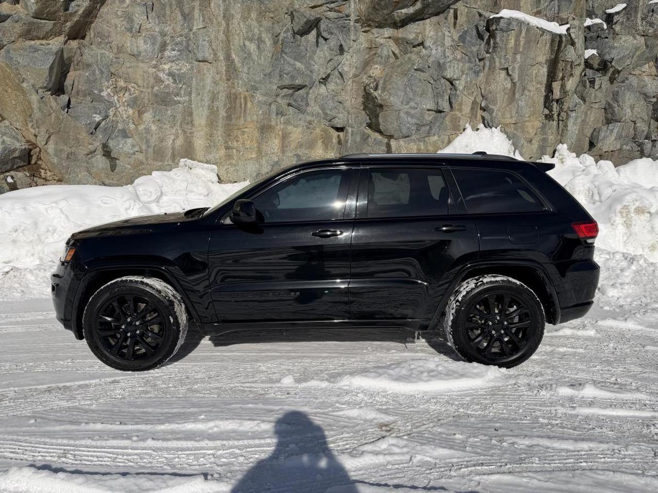 2021 Jeep Grand Cherokee ALTITUDE 4X4 Photo3