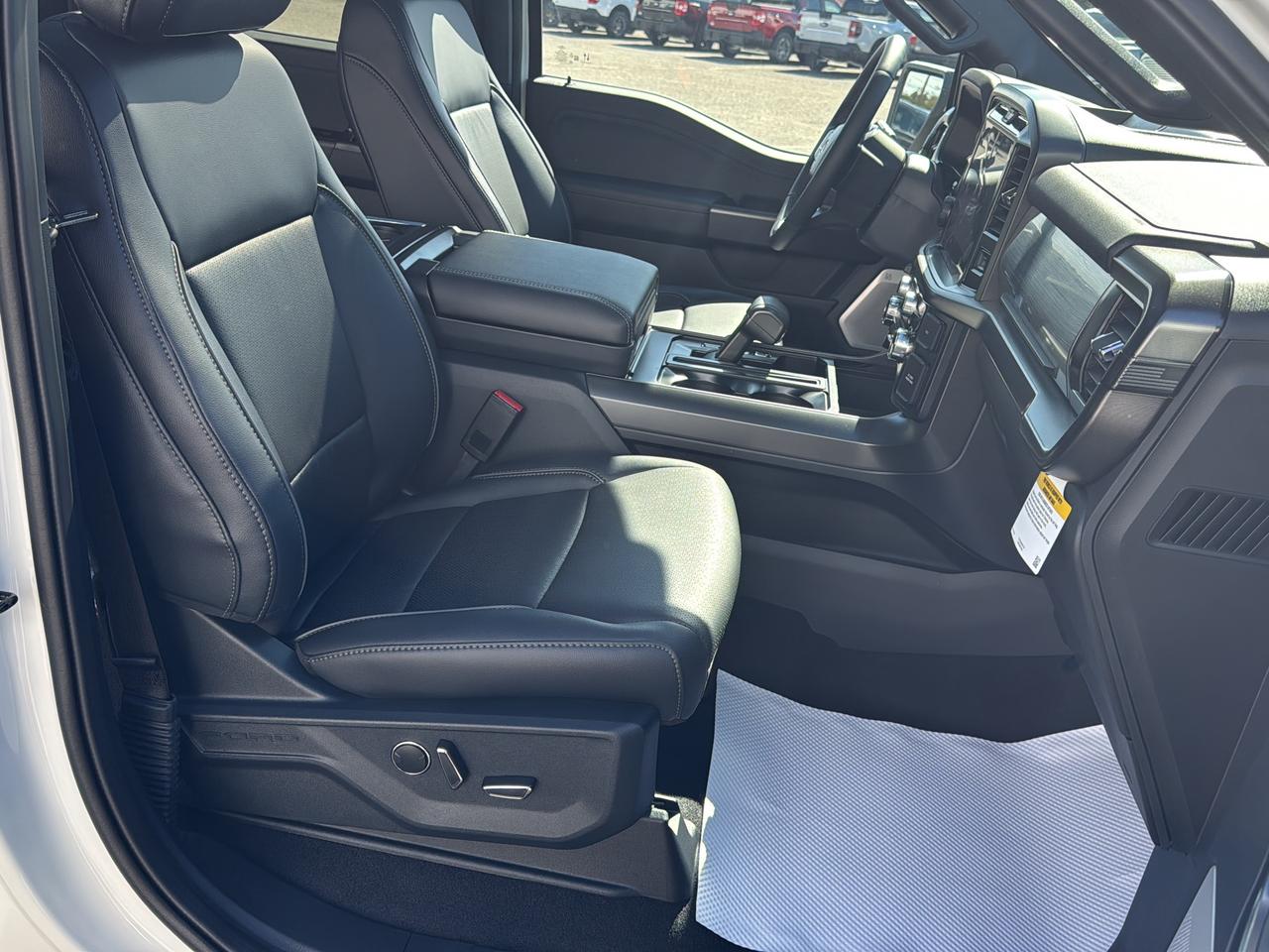 2026 Ford F-150 Lariat Photo