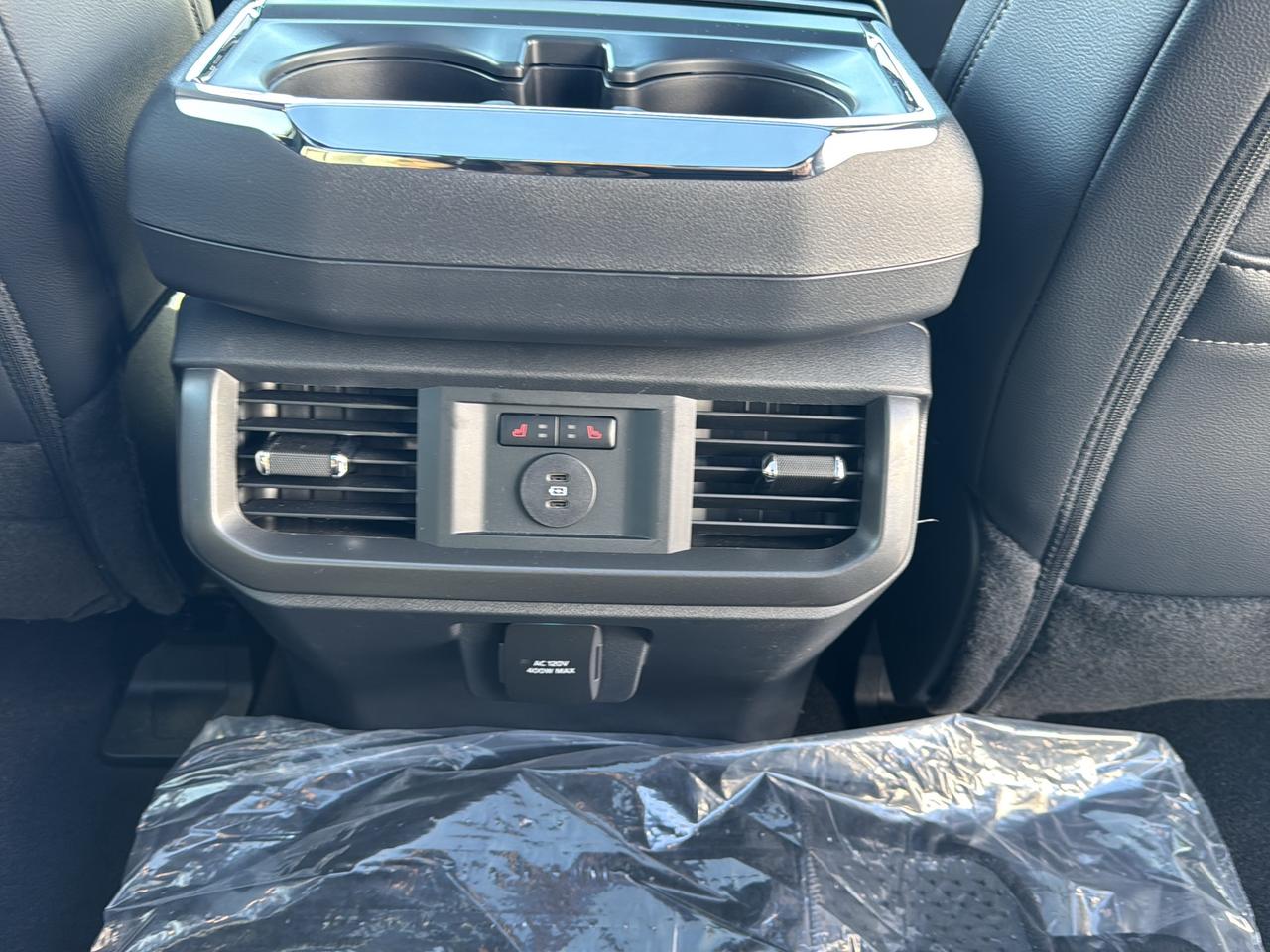 2026 Ford F-150 Lariat Photo