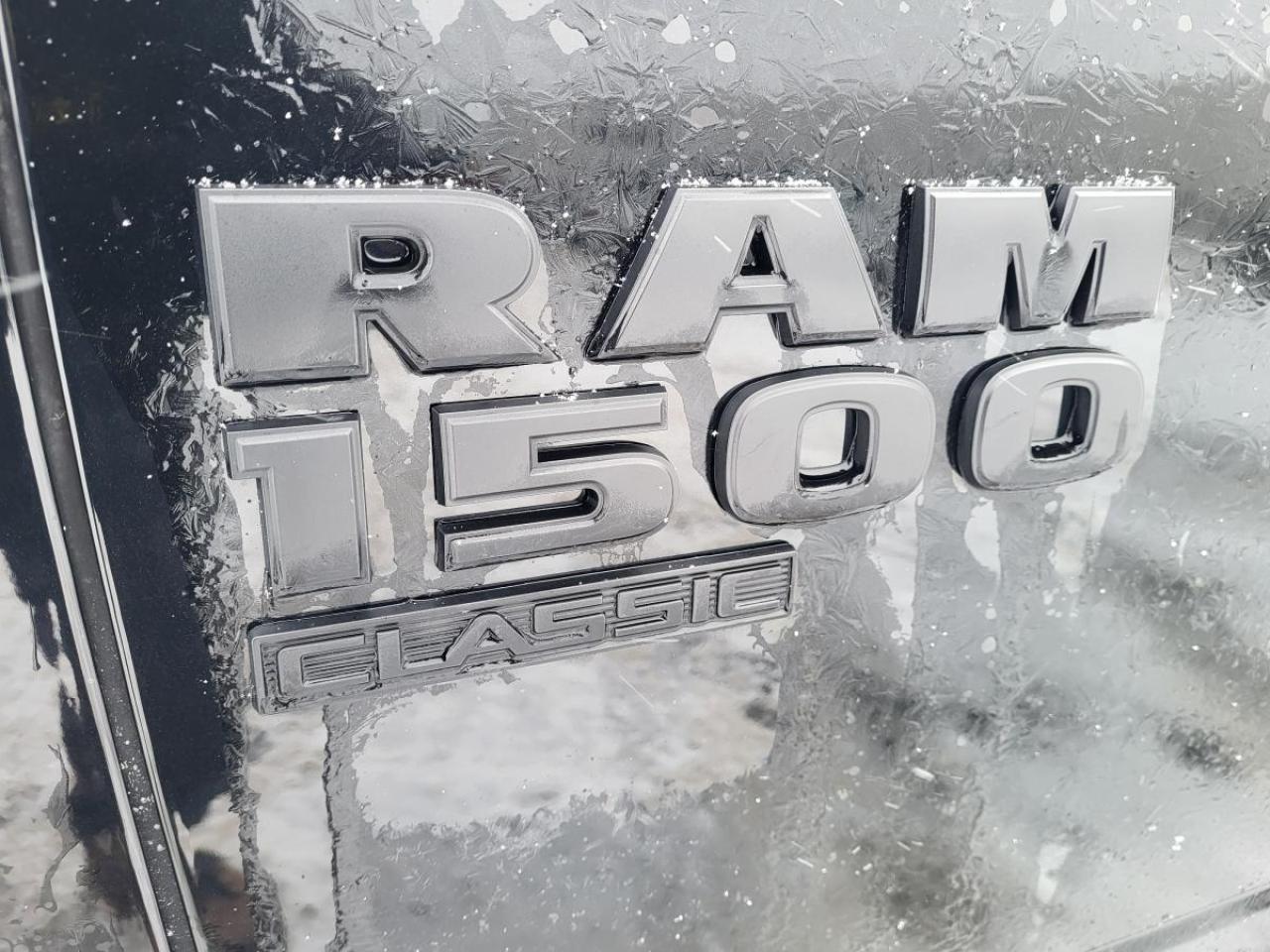 2023 RAM 1500 Classic EXPRESS Photo