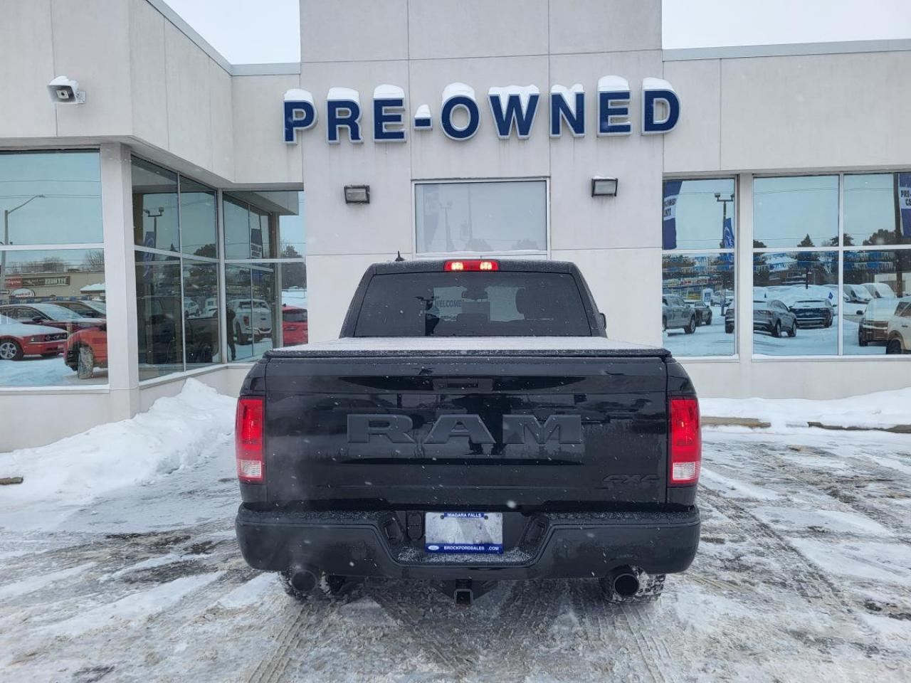 2023 RAM 1500 Classic EXPRESS Photo