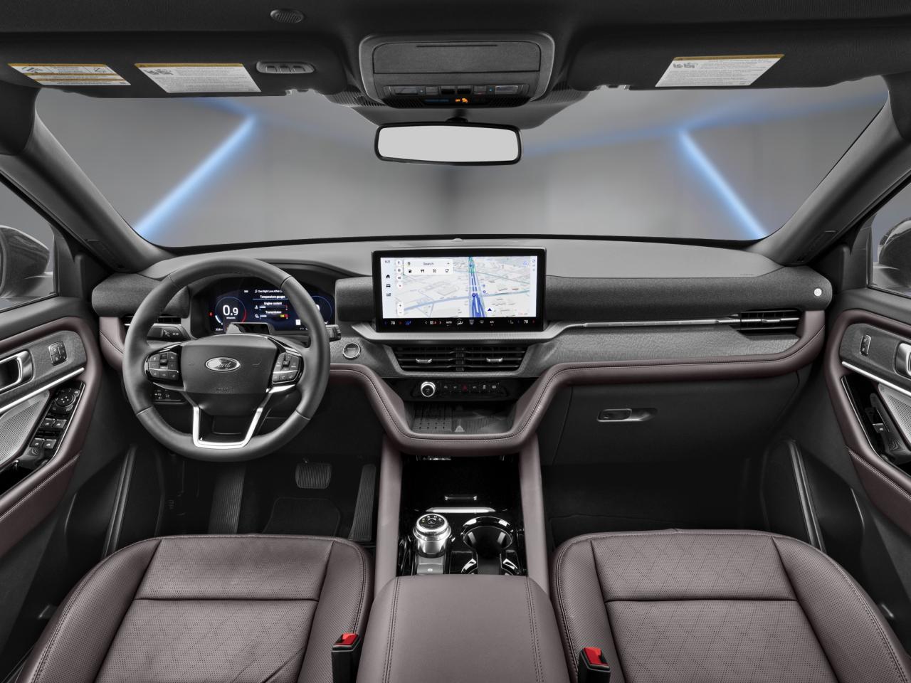 2026 Ford Explorer Platinum Photo3