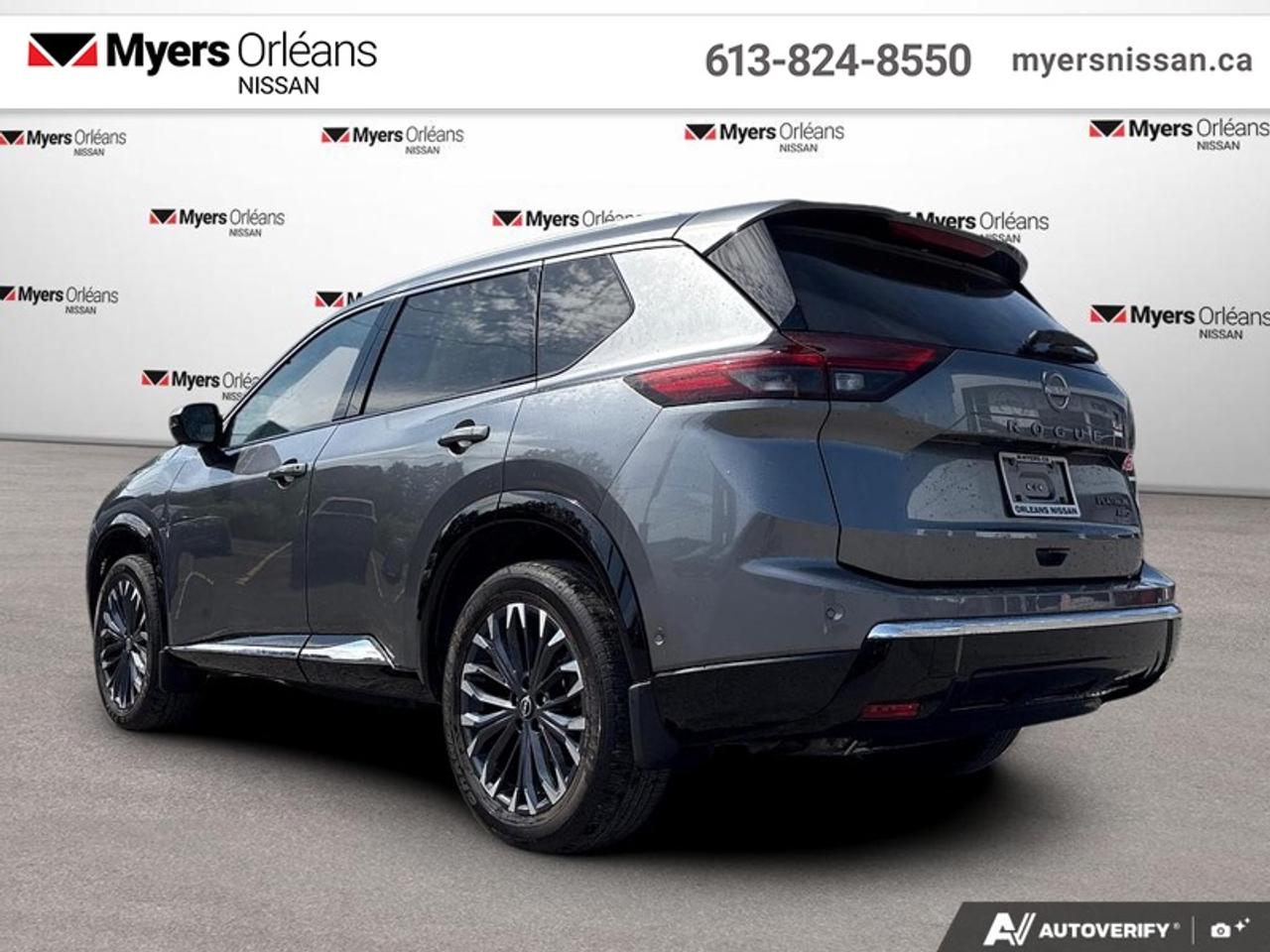 2025 Nissan Rogue Platinum  AWD, Wireless CarPlay Photo