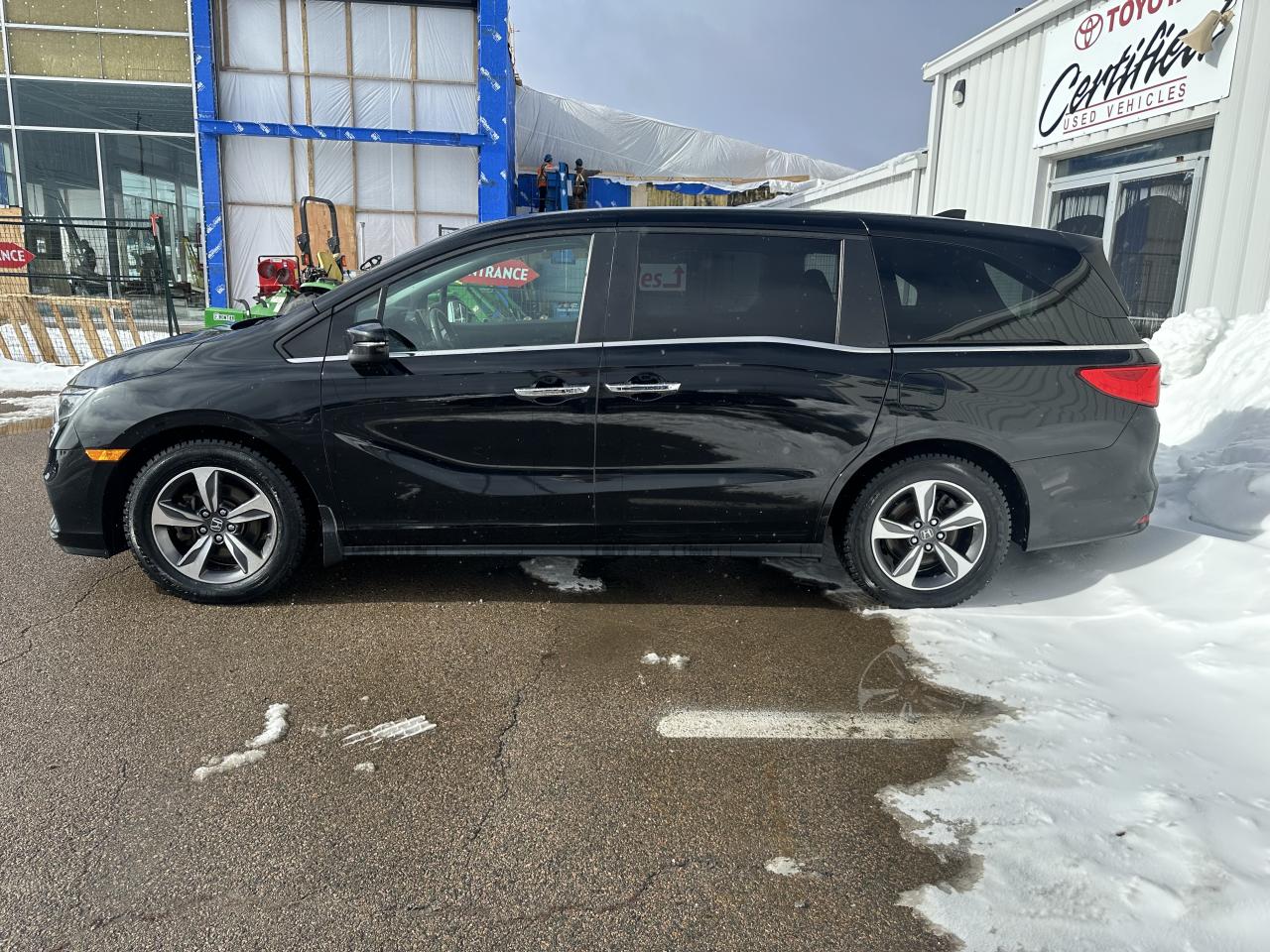 2018 Honda Odyssey EX Photo1
