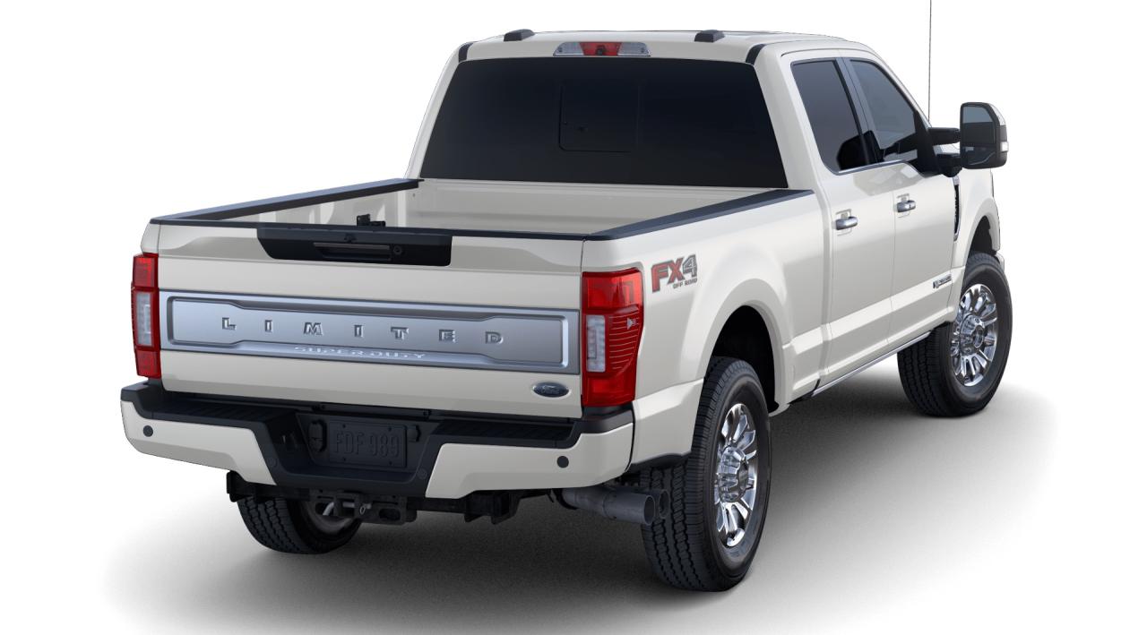 2022 Ford F-350 Super Duty Crew Cab LIMITED Photo2
