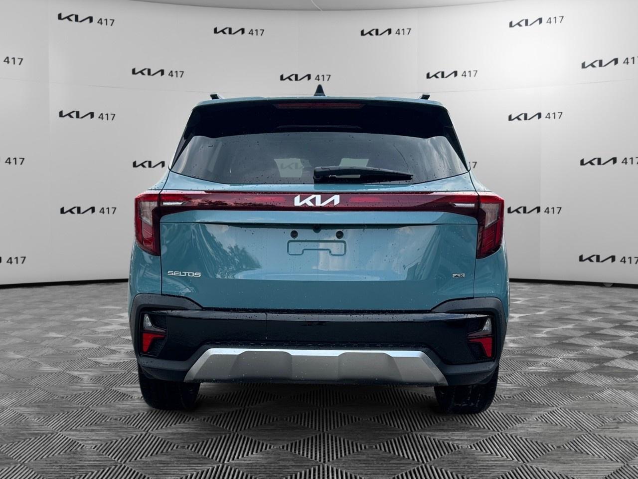 2026 Kia Seltos EX AWD Photo3